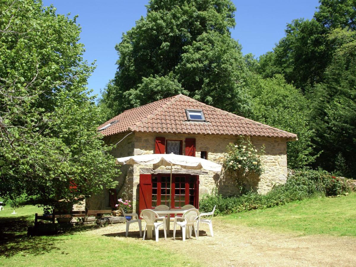 Cosy Holiday Home In Lantheuil With Garden Villefranche-du-Perigord Екстер'єр фото