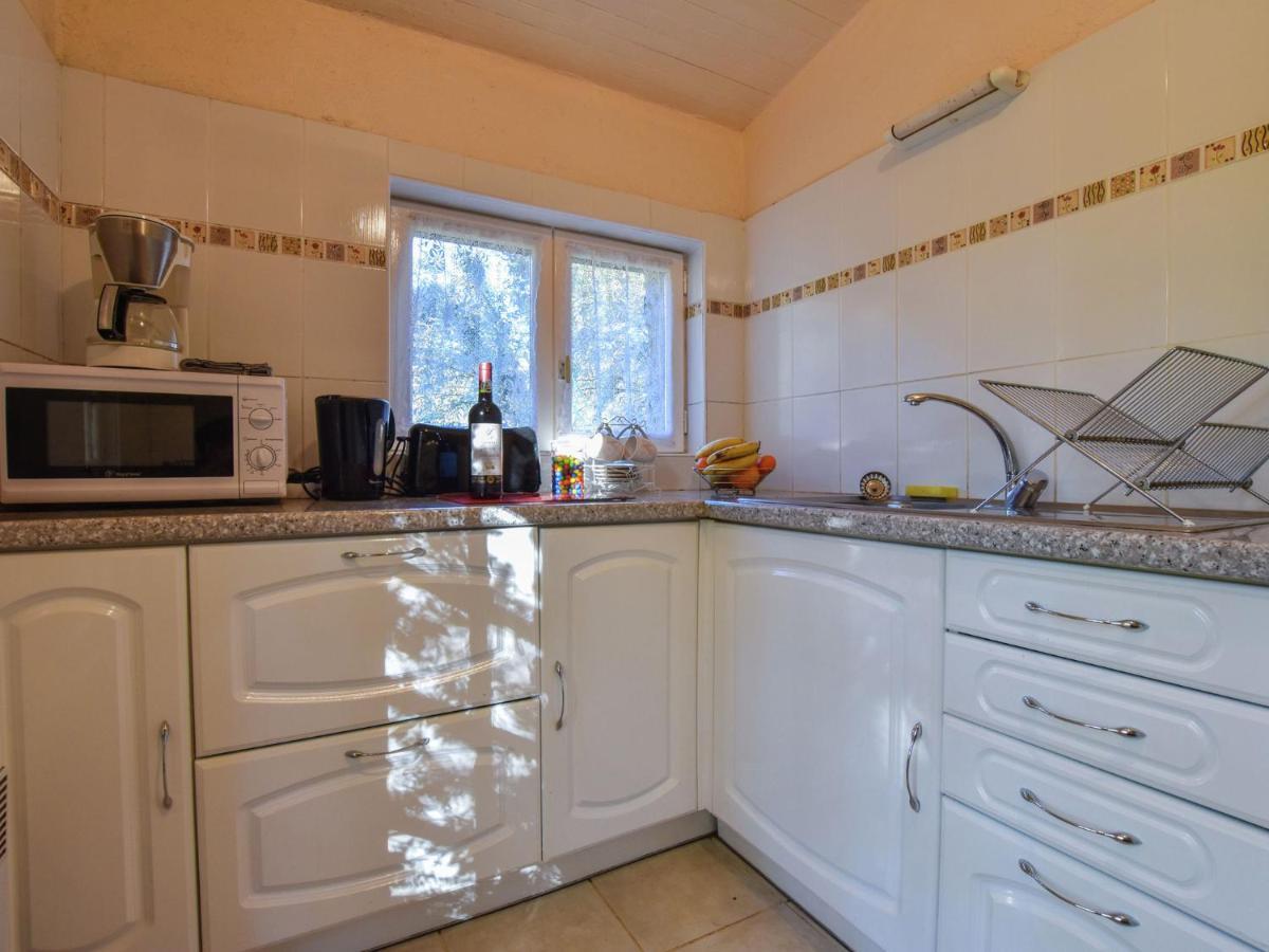 Cosy Holiday Home In Lantheuil With Garden Villefranche-du-Perigord Екстер'єр фото