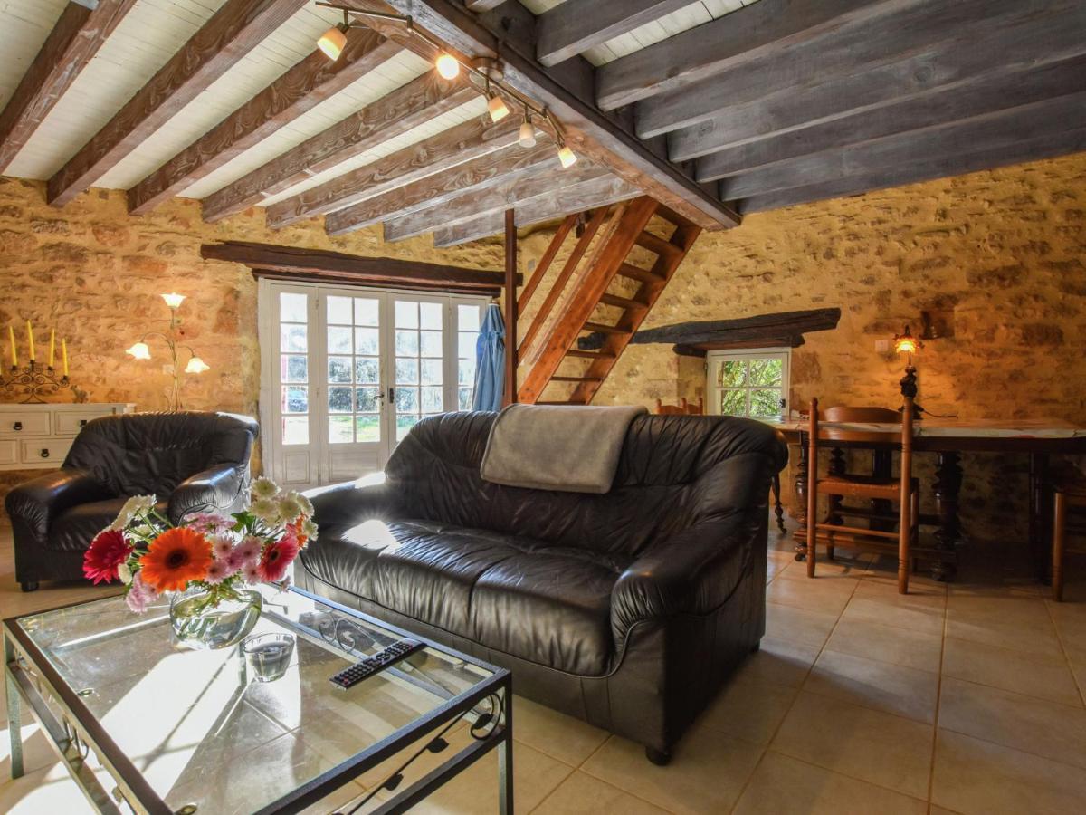 Cosy Holiday Home In Lantheuil With Garden Villefranche-du-Perigord Екстер'єр фото