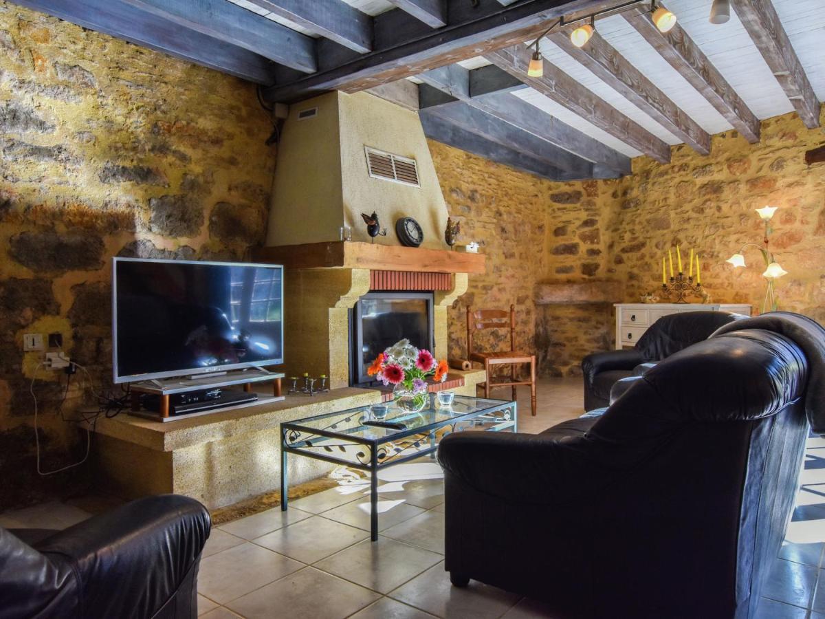 Cosy Holiday Home In Lantheuil With Garden Villefranche-du-Perigord Екстер'єр фото