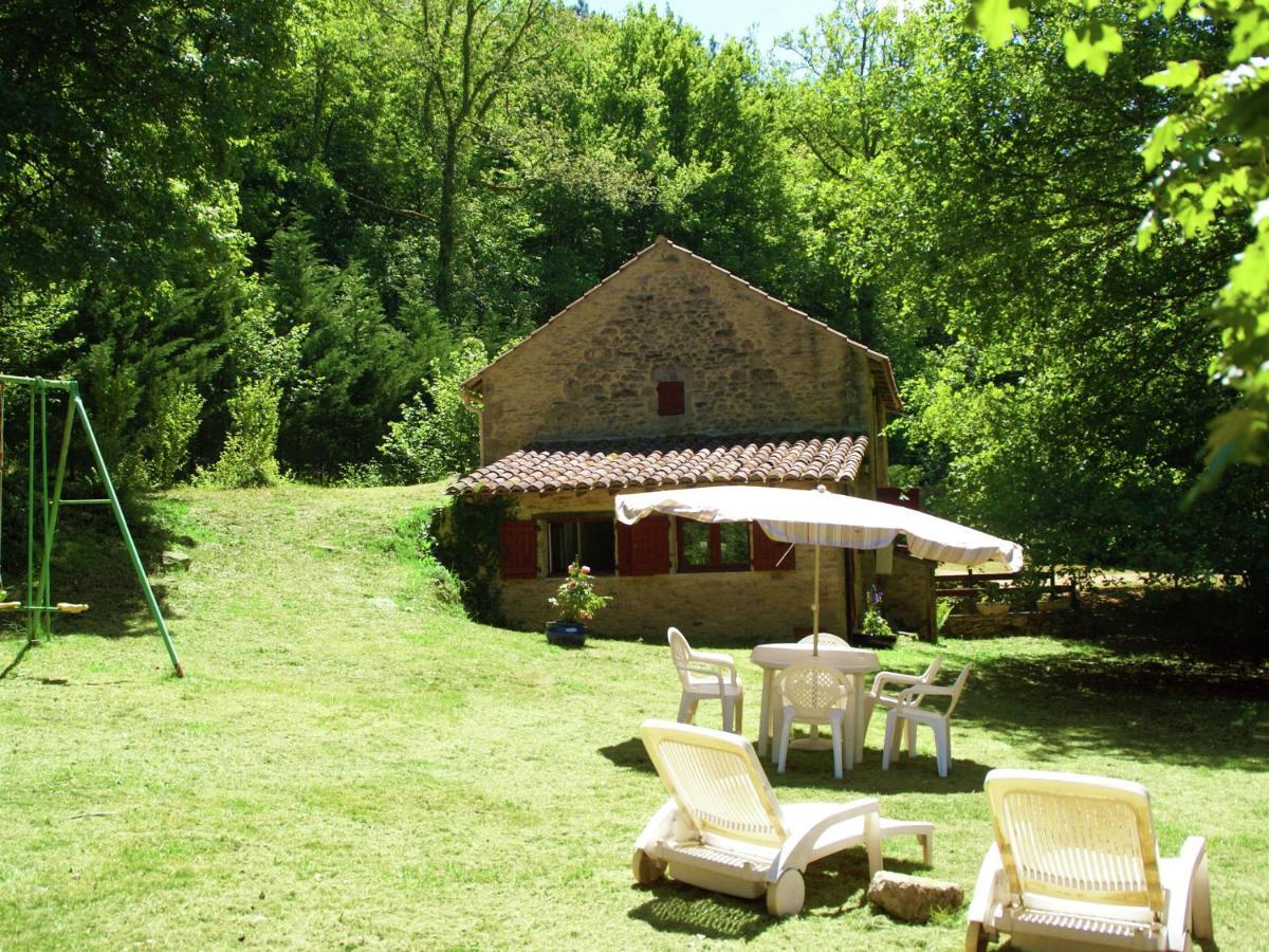 Cosy Holiday Home In Lantheuil With Garden Villefranche-du-Perigord Екстер'єр фото