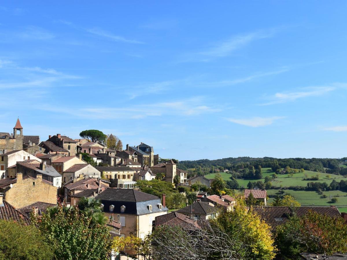 Cosy Holiday Home In Lantheuil With Garden Villefranche-du-Perigord Екстер'єр фото