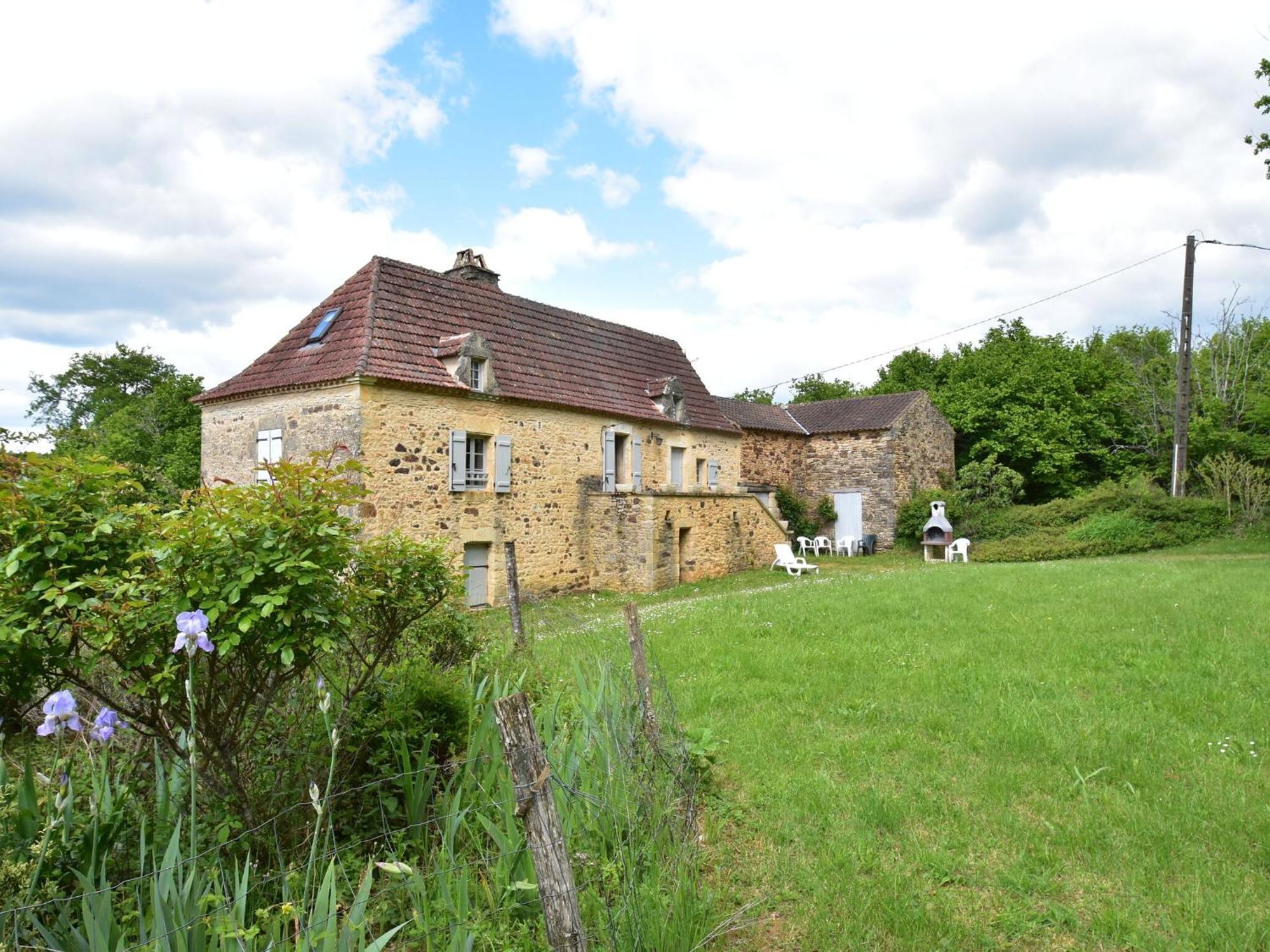 Cosy Holiday Home In Lantheuil With Garden Villefranche-du-Perigord Екстер'єр фото