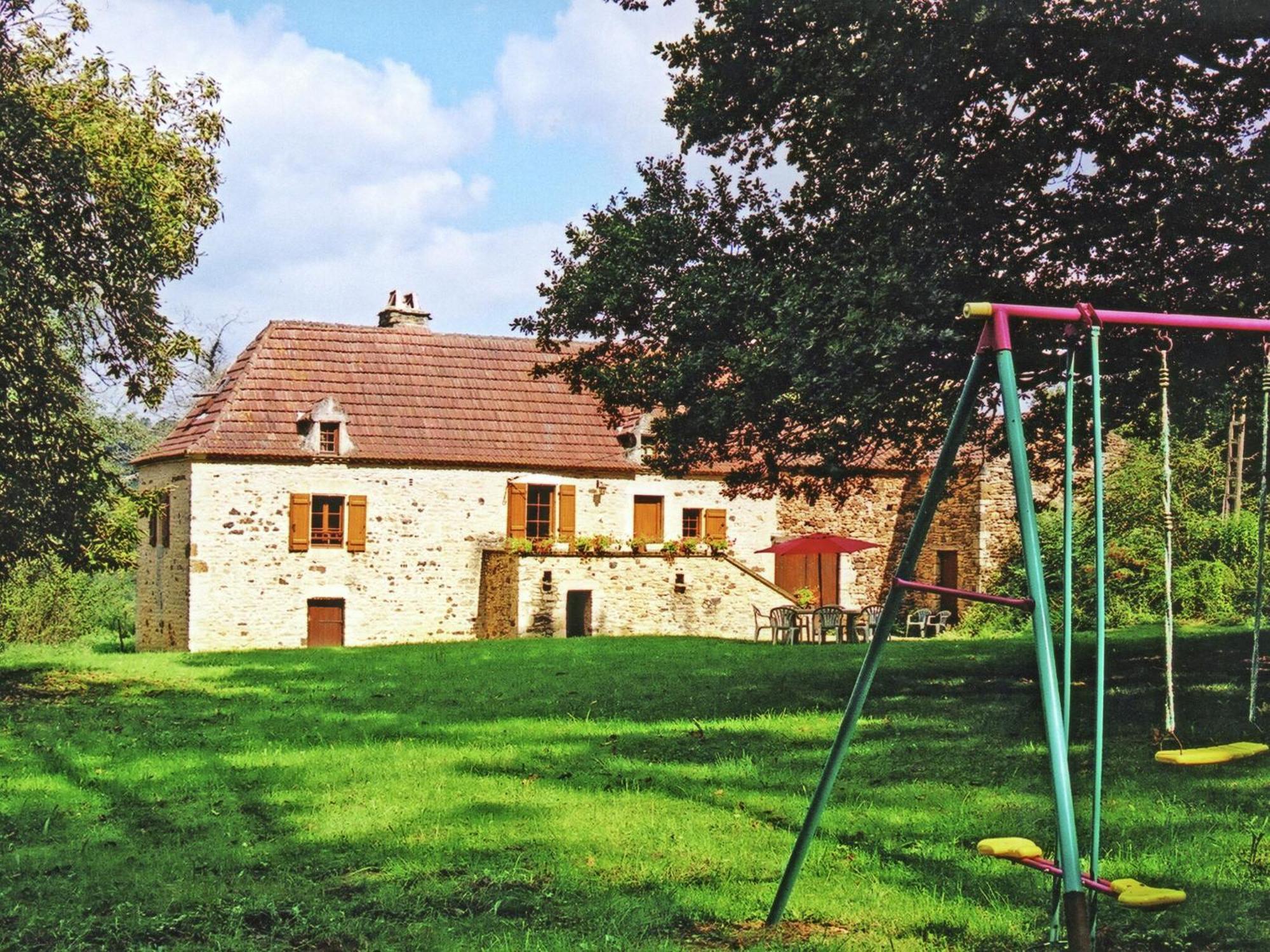 Cosy Holiday Home In Lantheuil With Garden Villefranche-du-Perigord Екстер'єр фото