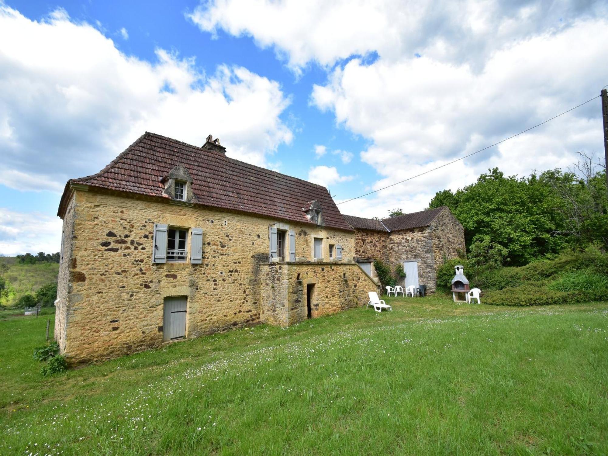 Cosy Holiday Home In Lantheuil With Garden Villefranche-du-Perigord Екстер'єр фото
