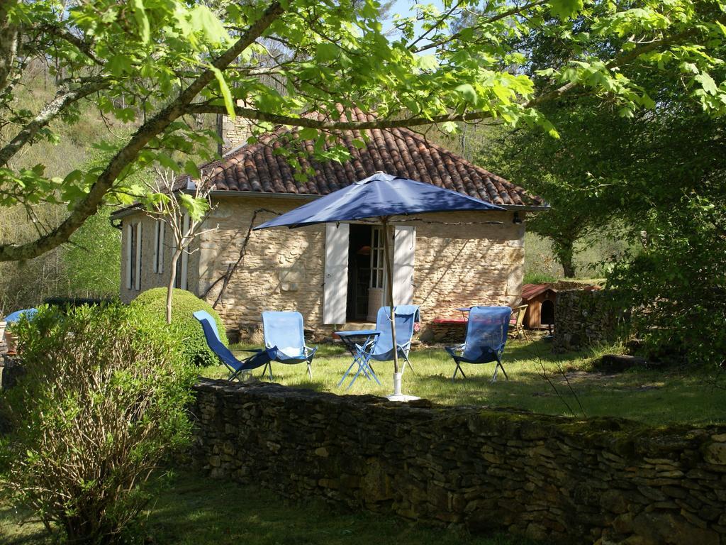 Cosy Holiday Home In Lantheuil With Garden Villefranche-du-Perigord Екстер'єр фото